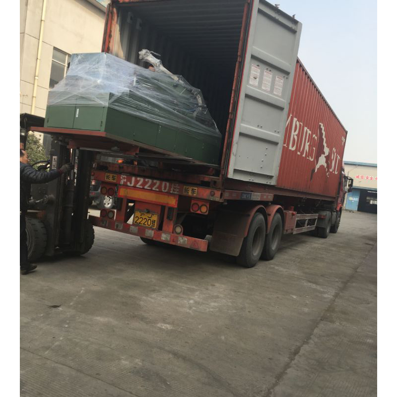 Loading container -123